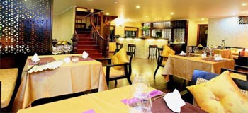 halong-violet-cruise-restaurant