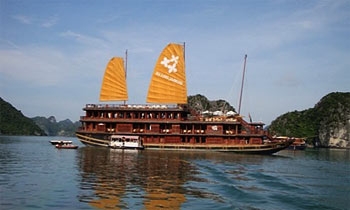 jasmine-cruise-halong-bay-tours