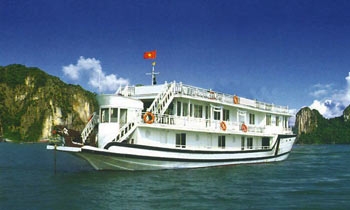 White Pearl Sails 2 days Tour