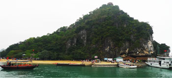 titop-island-halong-bay-vietnam